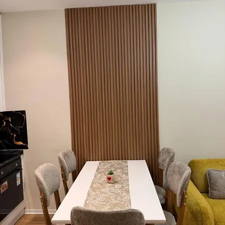 Appartamento Cozy Bllok Tirana