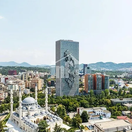 Cozy Bllok Appartamento Tirana