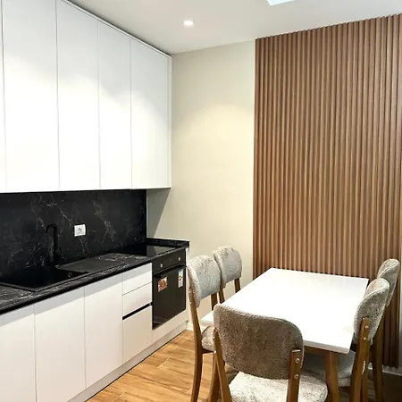Appartamento Cozy Bllok Tirana