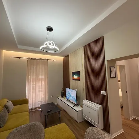 Cozy Bllok Apartmán Tirana