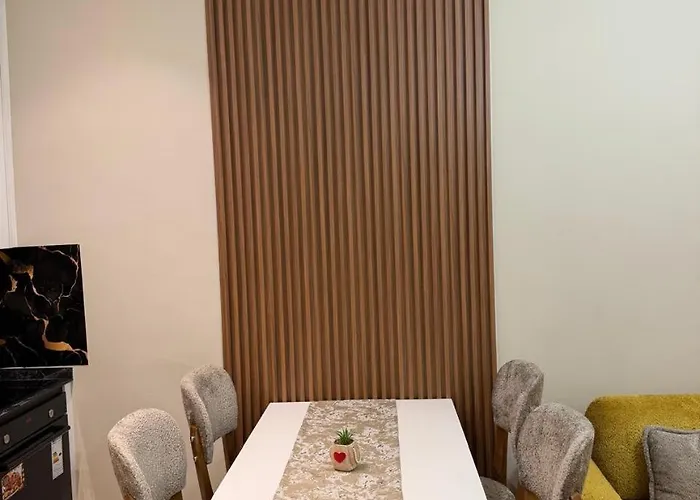 شقة Cozy Bllok تيرانا